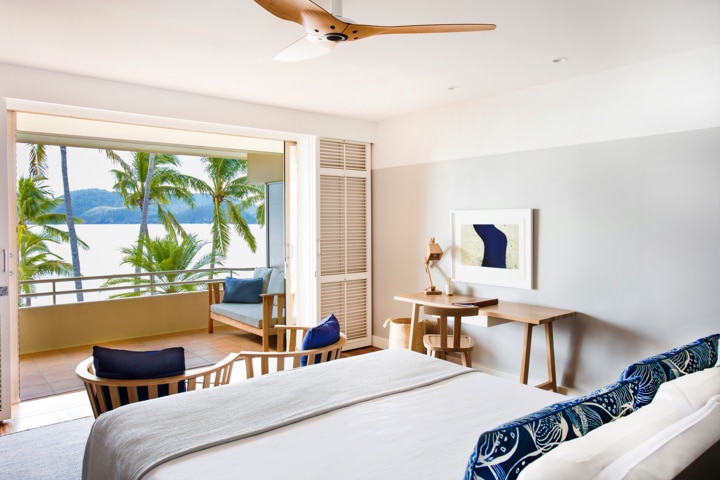 beach club room balcony